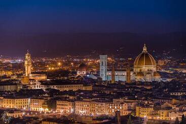 هتل Ponte Vecchio Suites & Spa