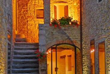 هتل Relais La Torre