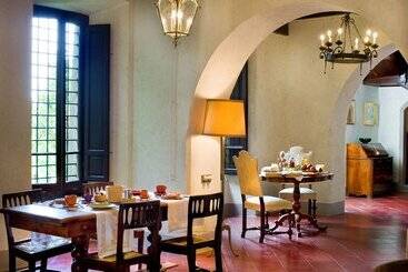 هتل Relais La Torre
