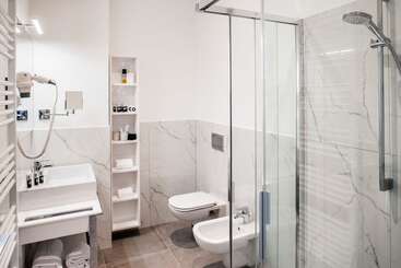 هتل Sanremo Luxury Suites