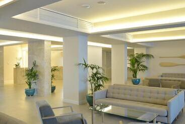 هتل Sunrise Gardens Apart