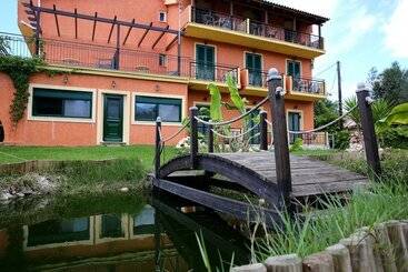 هتل Sunrise Inn