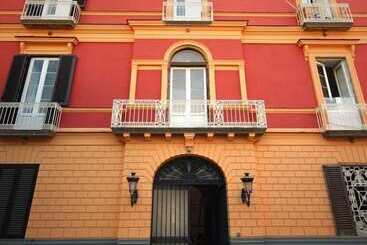 Отель The Secret Garden Relais