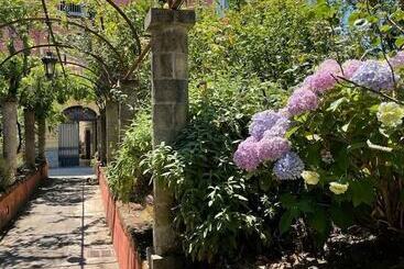 هتل The Secret Garden Relais