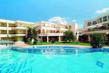 هتل Vantaris Palace