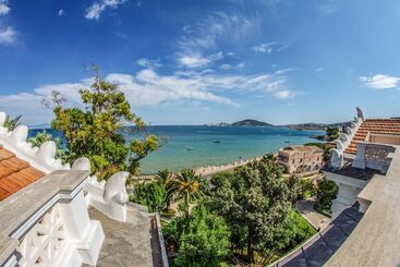 هتل Villa Irlanda Grand