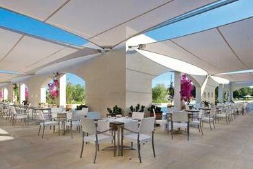 هتل Vivosa Apulia Resort