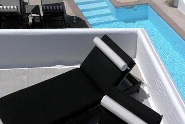 Lilly Residence All Sea View Suites, Adults Only