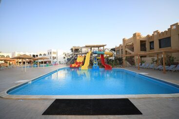 استراحتگاه Imperial Shams Abu Soma