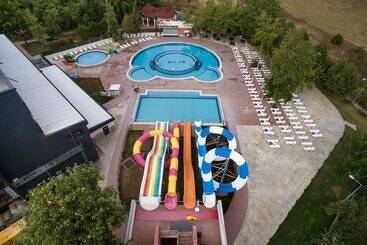 هتل Hilas Thermal Resort & Spa