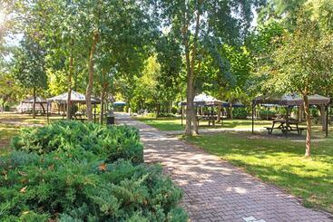 هتل Hilas Thermal Resort & Spa