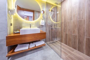 هتل Hilas Thermal Resort & Spa