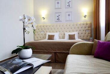 هتل Lux Promo Park & House