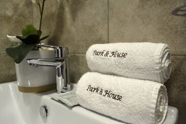 هتل Lux Promo Park & House