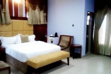 Royal Spring Palm Hotel & Apartments