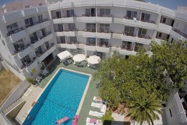 Aparthotel Casita Blanca   Adults Only