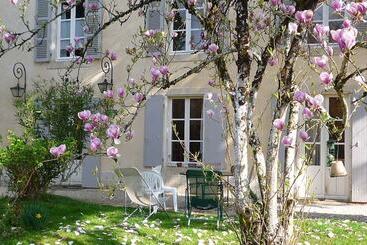تختخواب و صبحانه Moulin De La Papeterie Chambres D Hôtes