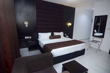 Hillsbay Hotels
