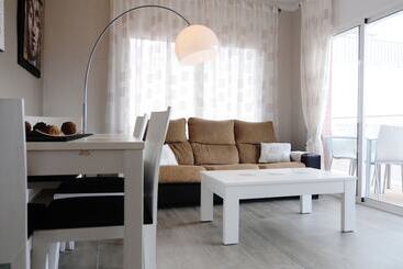 هتل Homeholidaysrentals  Maritim V