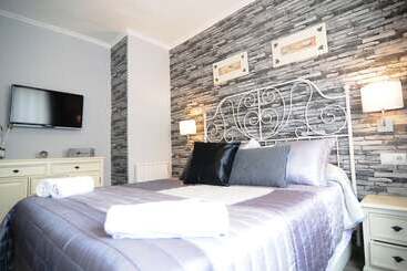 هتل Homeholidaysrentals  Maritim V