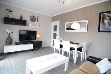 هتل Homeholidaysrentals  Maritim V