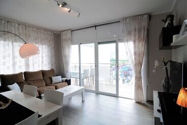 هتل Homeholidaysrentals  Maritim V