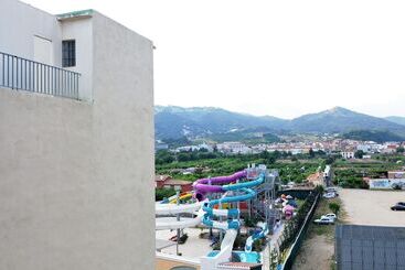 هتل Homeholidaysrentals  Maritim V