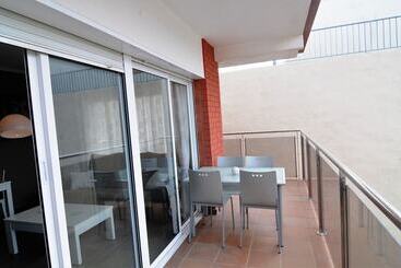 هتل Homeholidaysrentals  Maritim V