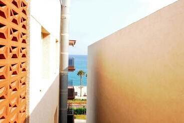 هتل Homeholidaysrentals  Maritim V