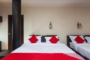 T P Hotel By Oyo Rooms