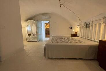 تختخواب و صبحانه Corte Largo Lauro Dimore & Spa
