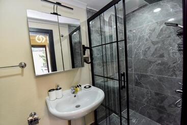 تختخواب و صبحانه Mykonut Boutique Suites