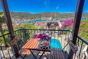 تختخواب و صبحانه Mykonut Boutique Suites