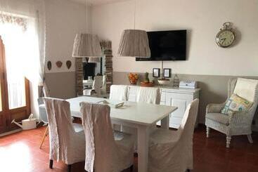Fiore Bed And Breakfast