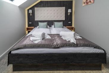 هتل Arany Apartman Miskolc