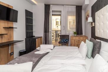 هتل Arany Apartman Miskolc