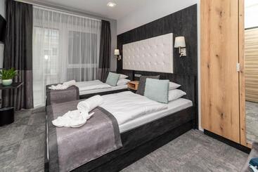 هتل Arany Apartman Miskolc