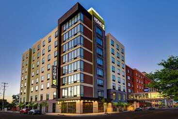 هتل Home2 Suites By Hilton Kalamazoo Downtown