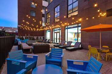 هتل Home2 Suites By Hilton Kalamazoo Downtown