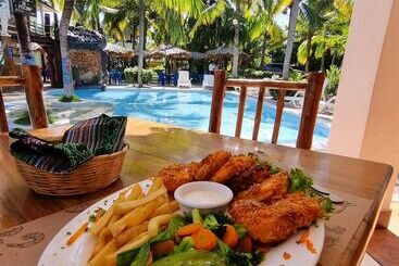 هتل Mi Paraiso Monterrico