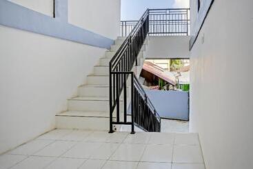هتل Oyo 90550 Good Sleep 3 Samarinda