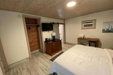 فندق على الطريق Gulf Coast Inn