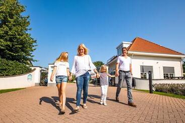 استراحتگاه Europarcs Noordwijkse Duinen