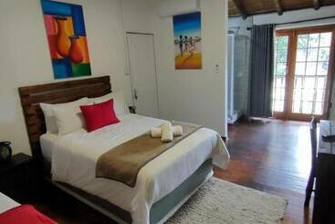 تختخواب و صبحانه Libra Lodge