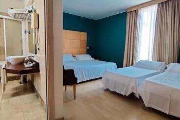 هتل Duca D Aosta