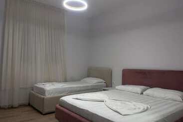 پانسیون Lian's Rooms