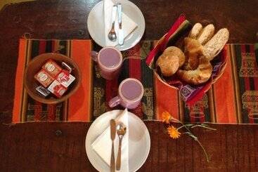 تختخواب و صبحانه Hostal Del Suri
