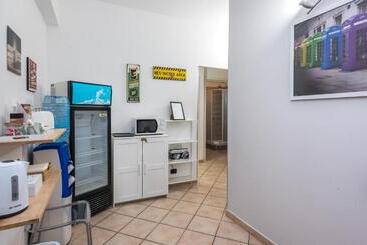 تختخواب و صبحانه Travelershome 7metri Guesthouse
