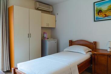 پانسیون Guest House Buskovic