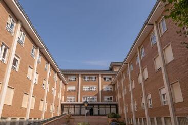 پانسیون Residencia Universitaria Alto De Miranda Resisantander